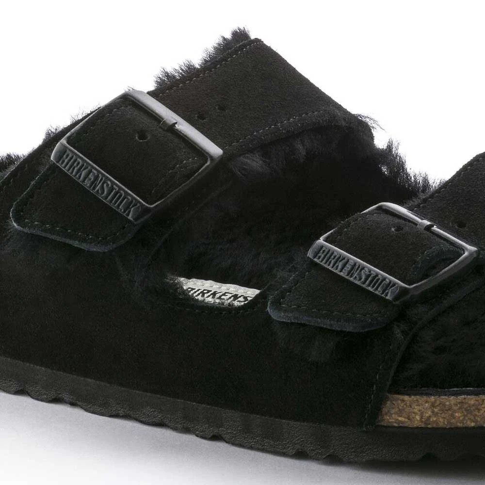 Birkenstock Arizona Shearling Sandal - Black - Regular/Wide 6 Birkenstock Arizona Shearling Sandal - Black - Regular/Wide - Image 6